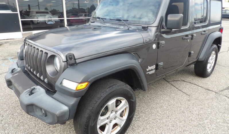 
2019 Jeep Wrangler Unlimited Sport S SUV full									