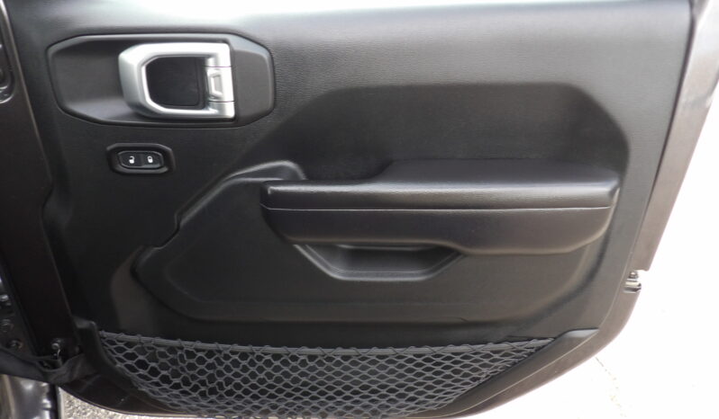 
2019 Jeep Wrangler Unlimited Sport S SUV full									