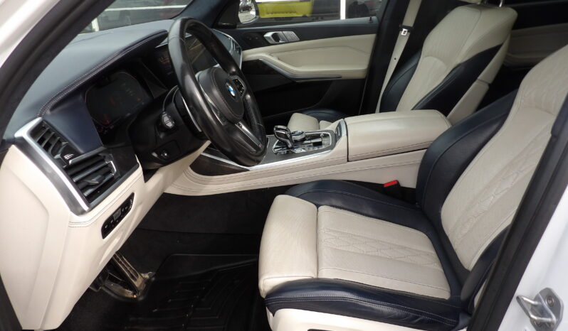 
2019 BMW X7 xDrive50i SUV full									