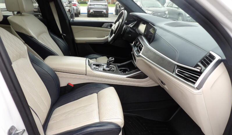 
2019 BMW X7 xDrive50i SUV full									