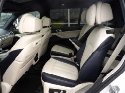 
2019 BMW X7 xDrive50i SUV full									