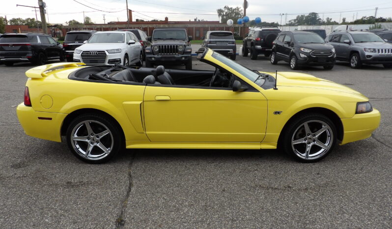 
2001 Ford Mustang GT Convertible full									