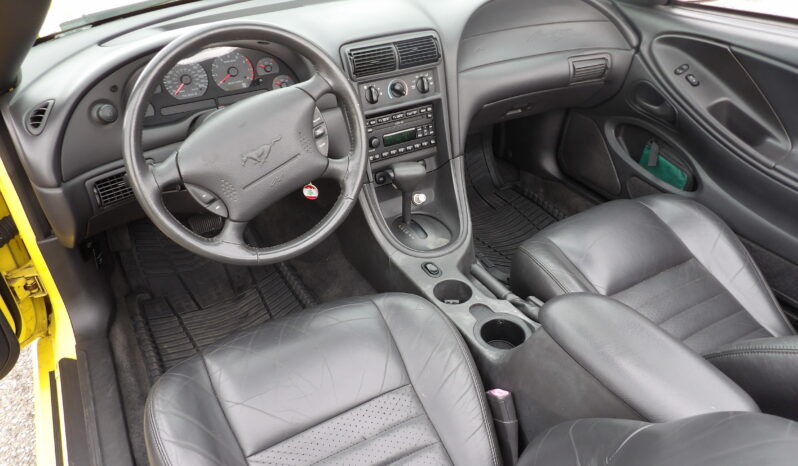 
2001 Ford Mustang GT Convertible full									