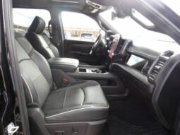 
2025 Ram 2500 Limited Crew Cab full									