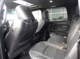 
2025 Ram 2500 Limited Crew Cab full									