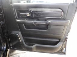 
2025 Ram 2500 Limited Crew Cab full									