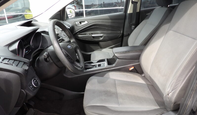
2018 Ford Escape SE full									