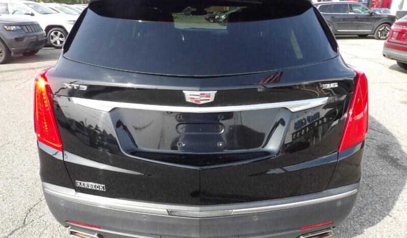 
2019 Cadillac XT5 Luxury SUV full									
