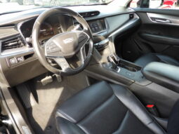 
2019 Cadillac XT5 Luxury SUV full									