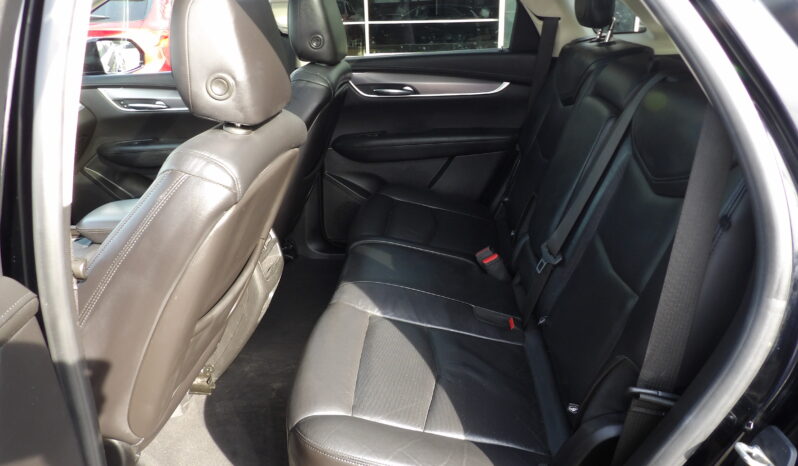 
2019 Cadillac XT5 Luxury SUV full									