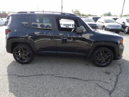 
2021 Jeep Renegade Latitude SUV full									