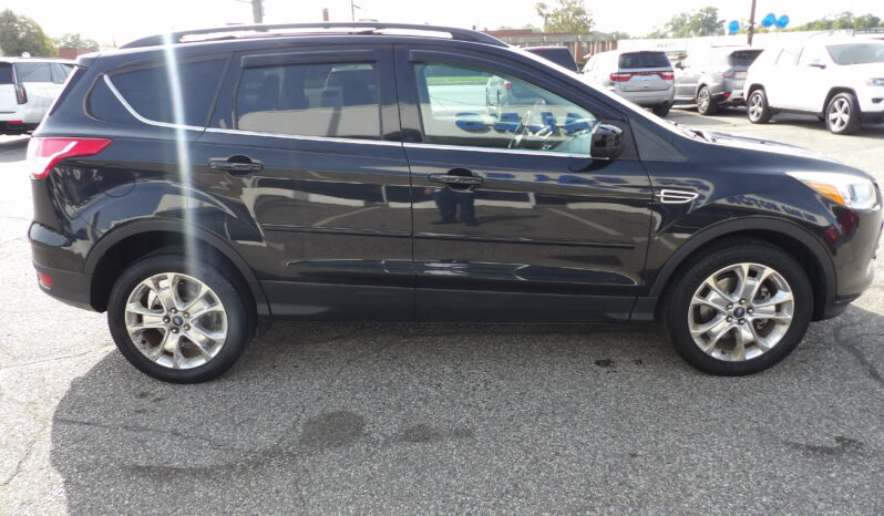 
2013 Ford Escape SE SUV full									