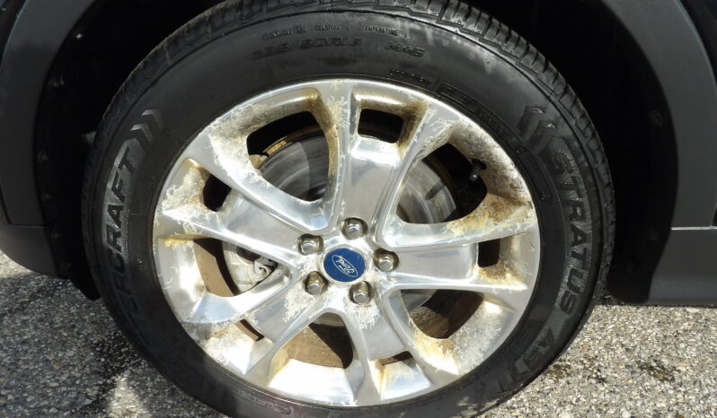
2013 Ford Escape SE SUV full									