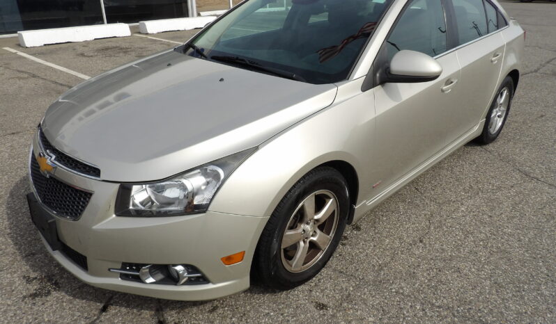 
2014 Chevrolet Cruze 1LT Auto Sedan full									
