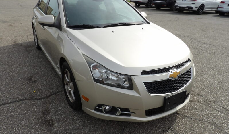 
2014 Chevrolet Cruze 1LT Auto Sedan full									