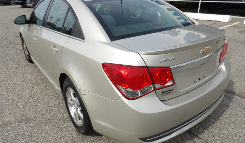 
2014 Chevrolet Cruze 1LT Auto Sedan full									