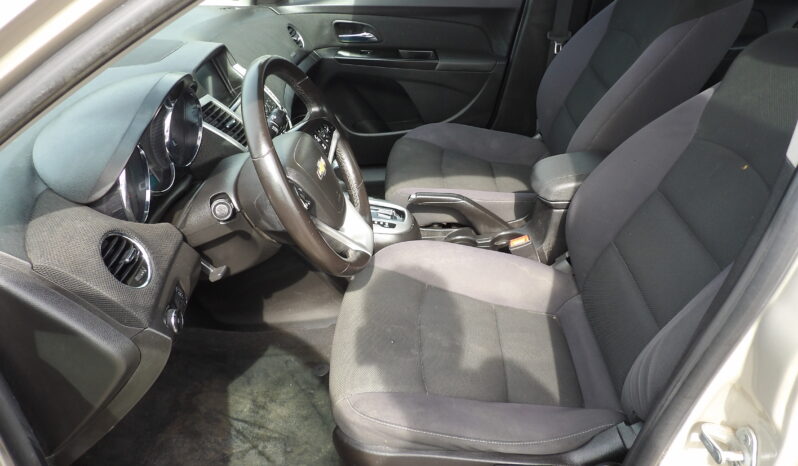
2014 Chevrolet Cruze 1LT Auto Sedan full									