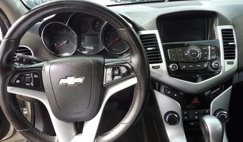 
2014 Chevrolet Cruze 1LT Auto Sedan full									