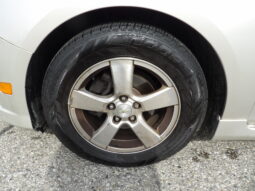 
2014 Chevrolet Cruze 1LT Auto Sedan full									
