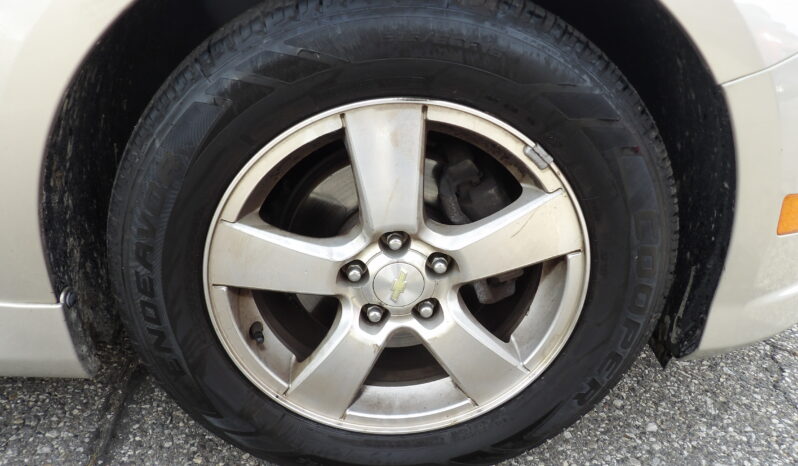 
2014 Chevrolet Cruze 1LT Auto Sedan full									