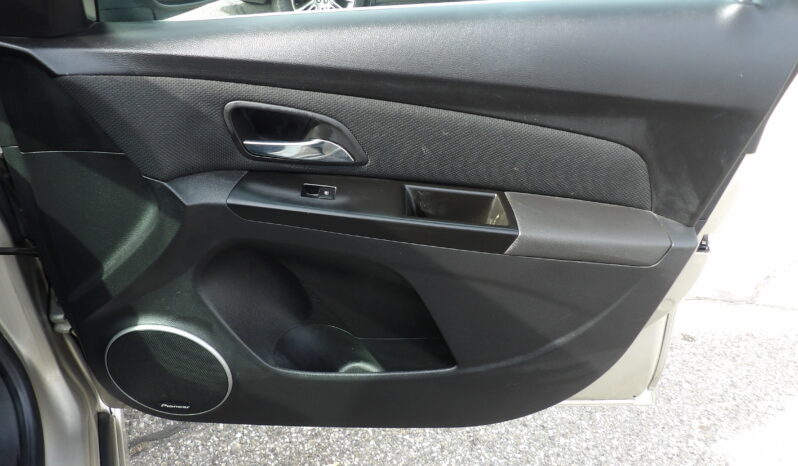 
2014 Chevrolet Cruze 1LT Auto Sedan full									