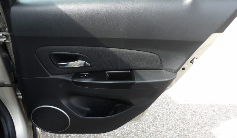 
2014 Chevrolet Cruze 1LT Auto Sedan full									