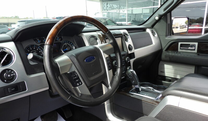 
2013 Ford F-150 Platinum Crew Cab full									