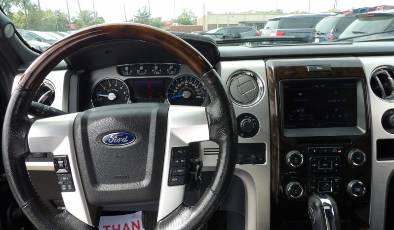 
2013 Ford F-150 Platinum Crew Cab full									