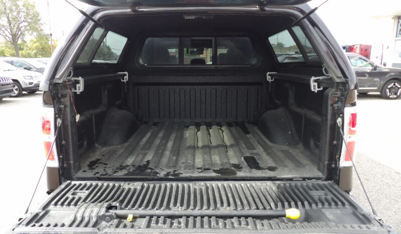 
2013 Ford F-150 Platinum Crew Cab full									