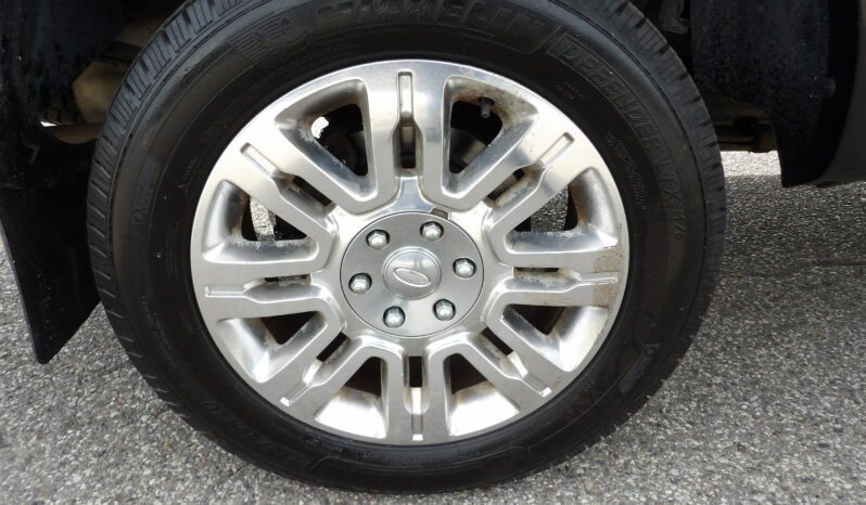 
2013 Ford F-150 Platinum Crew Cab full									