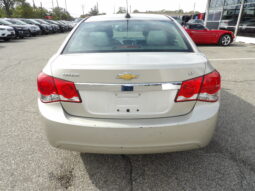 
2015 Chevrolet Cruze 1LT Auto Sedan full									