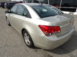 
2015 Chevrolet Cruze 1LT Auto Sedan full									