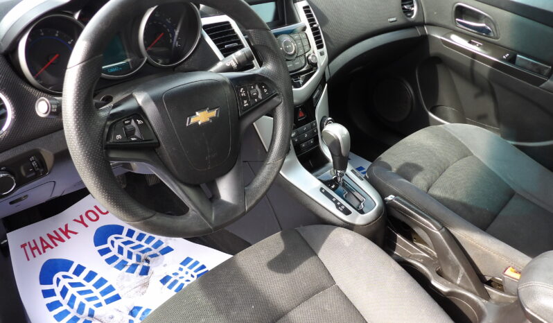 
2015 Chevrolet Cruze 1LT Auto Sedan full									