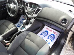 
2015 Chevrolet Cruze 1LT Auto Sedan full									