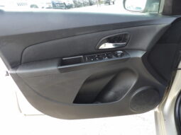 
2015 Chevrolet Cruze 1LT Auto Sedan full									