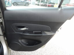
2015 Chevrolet Cruze 1LT Auto Sedan full									