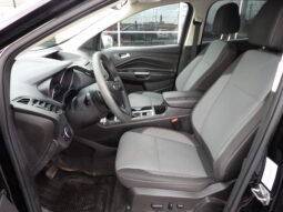 
2017 Ford Escape SE SUV full									