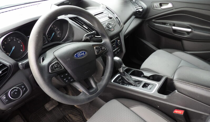 
2017 Ford Escape SE SUV full									