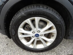
2017 Ford Escape SE SUV full									
