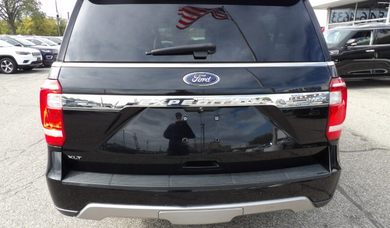 
2018 Ford Expedition MAX XLT SUV full									