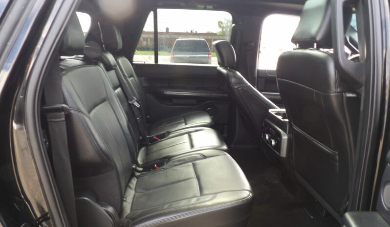 
2018 Ford Expedition MAX XLT SUV full									
