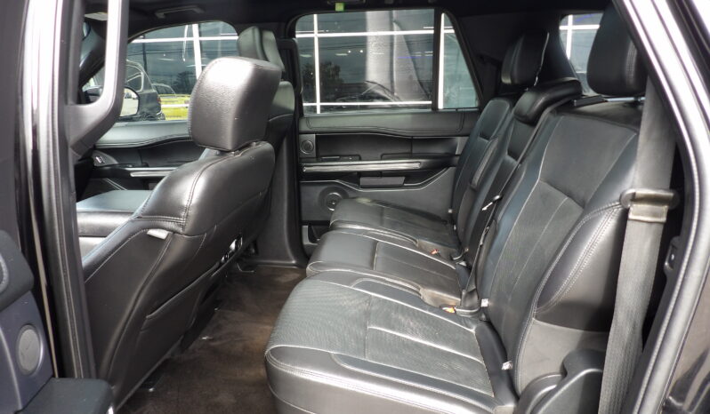 
2018 Ford Expedition MAX XLT SUV full									