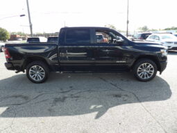 2019 Ram 1500 Laramie Crew Cab full