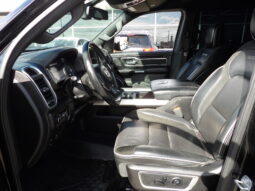 2019 Ram 1500 Laramie Crew Cab full