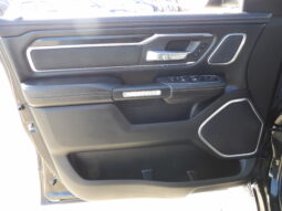 2019 Ram 1500 Laramie Crew Cab full