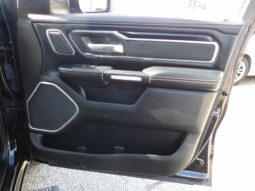 2019 Ram 1500 Laramie Crew Cab full