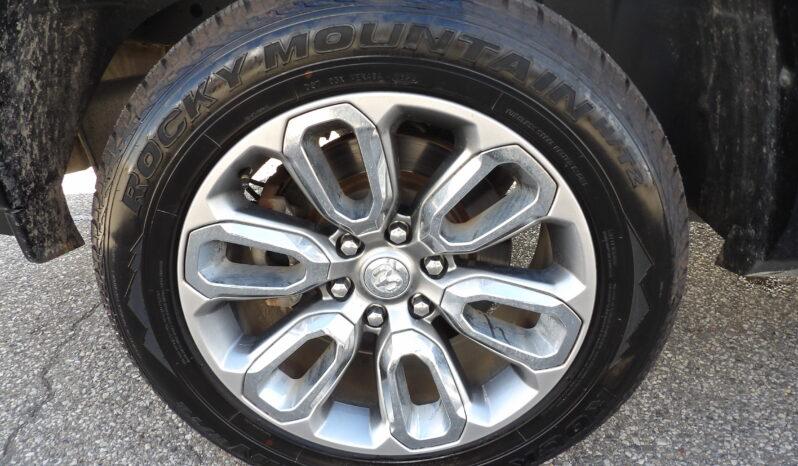 
								2019 Ram 1500 Laramie Crew Cab full									