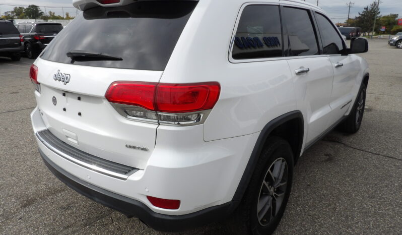 
2017 Jeep Grand Cherokee Limited SUV full									