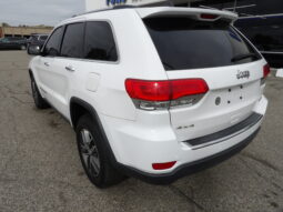 
2017 Jeep Grand Cherokee Limited SUV full									