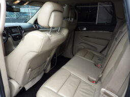 
2017 Jeep Grand Cherokee Limited SUV full									